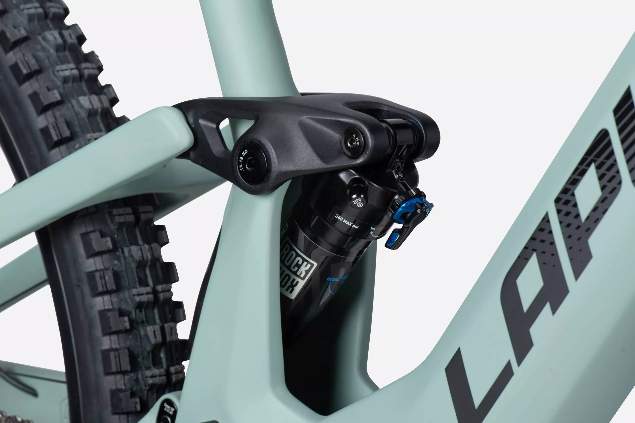 VTT Lapierre E-Zesty AM LTD 2024 – Image 5