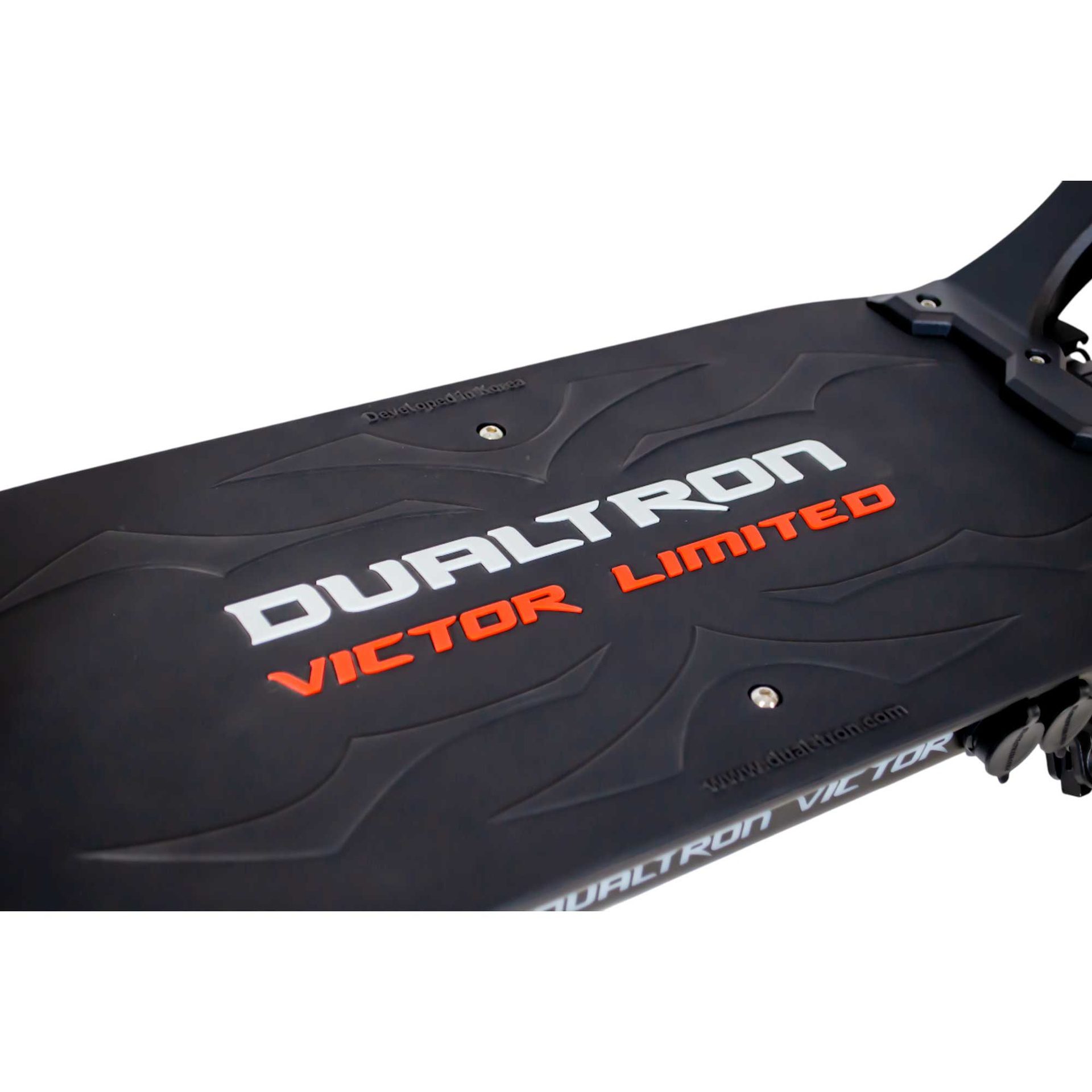 TROTTINETTE ELECTRIQUE DUALTRON VICTOR LTD 60V 28AH 2025 – Image 10