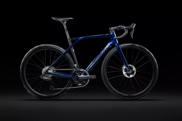 Le Vélo de route Lapierre Xelius SL 8.0 2024
