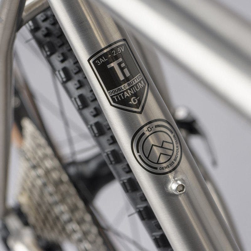 Vélo gravel Genesis Croix de Fer Titane – Image 13
