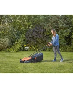 Alternative view of Tondeuse à Gazon Electrique Filaire 1800W BLACK+DECKER BEMW481BH