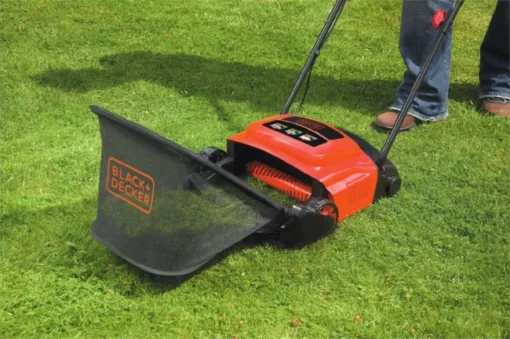 Démousseur électrique BLACK + DECKER Gd300, 600.0 W – Image 2
