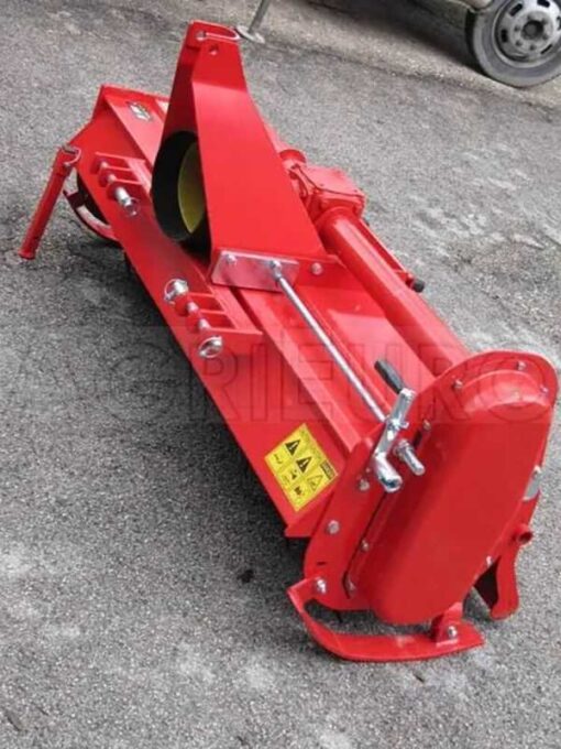 Fraise à tracteur série medium avec déport mécanique Agrieuro UR 168 – Image 5