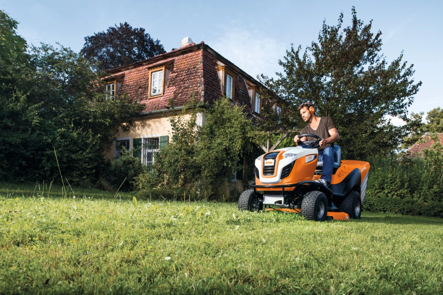 Tondeuse autoportée STIHL RT 6112 ZL – Image 7